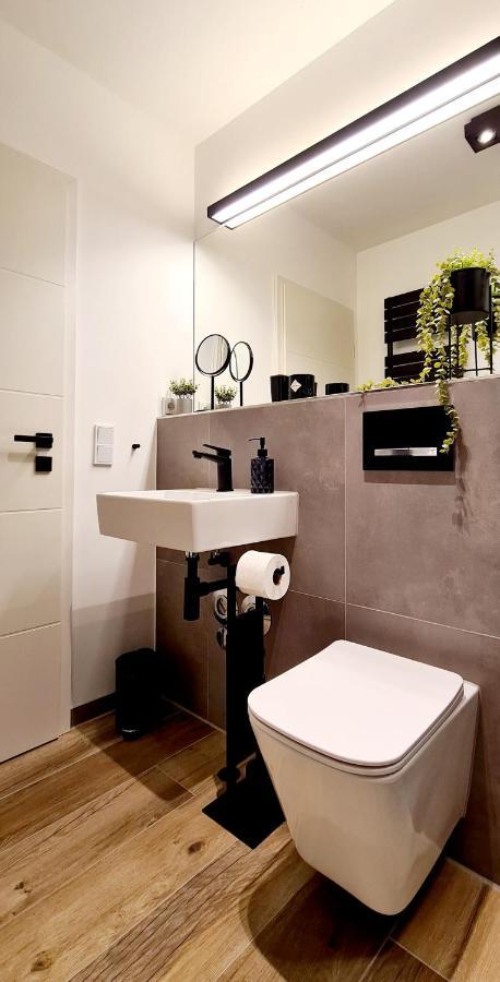 Elbquartier | Ferienwohnung In Wedel Bagian luar foto